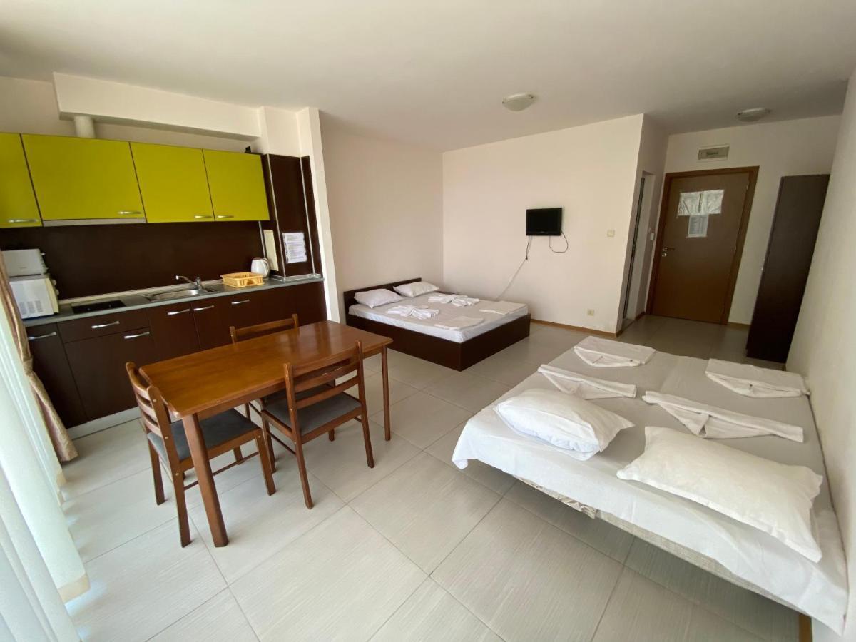 Holiday Apartments Grand Kamelia Napospart Kültér fotó
