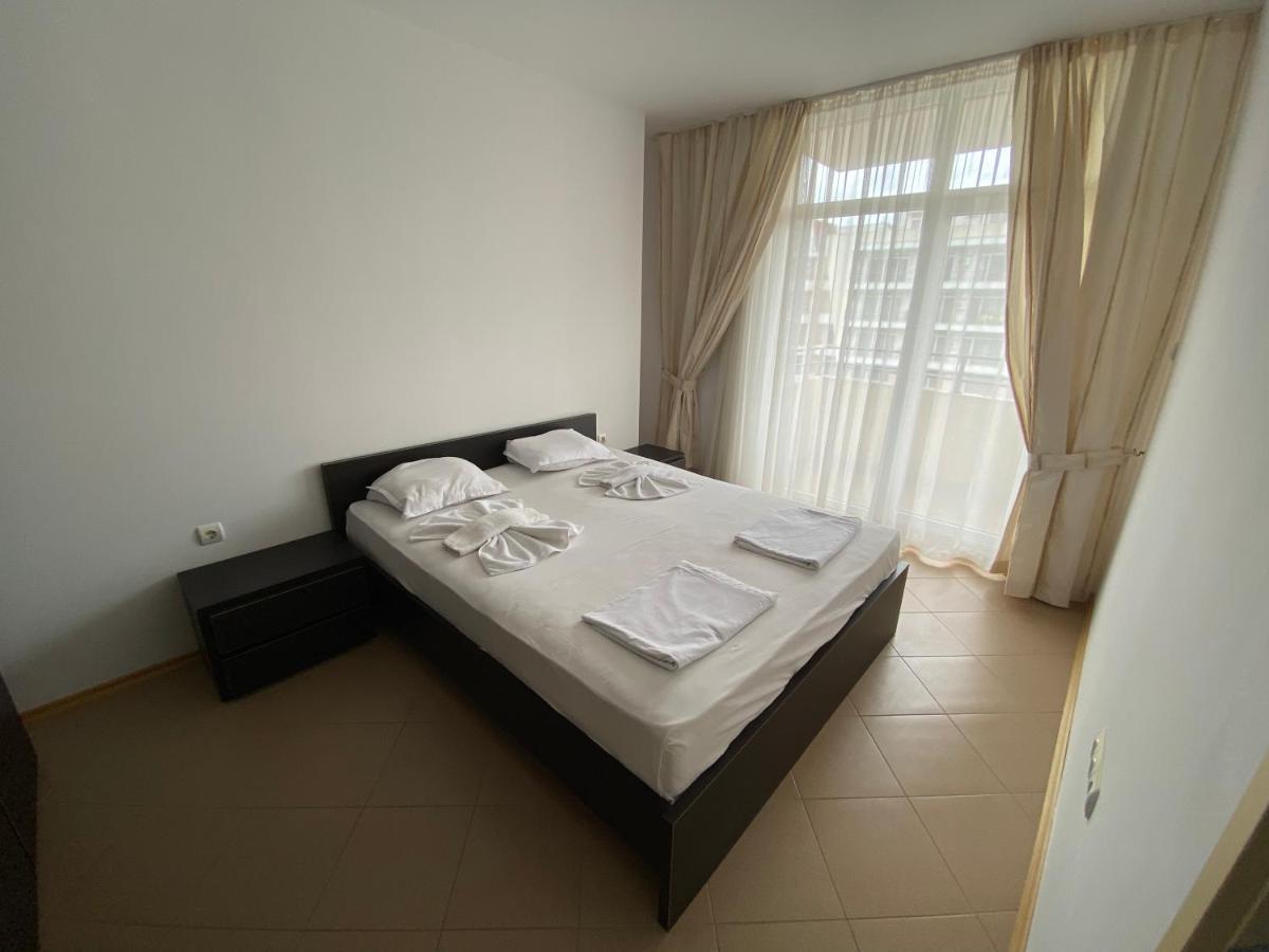 Holiday Apartments Grand Kamelia Napospart Kültér fotó