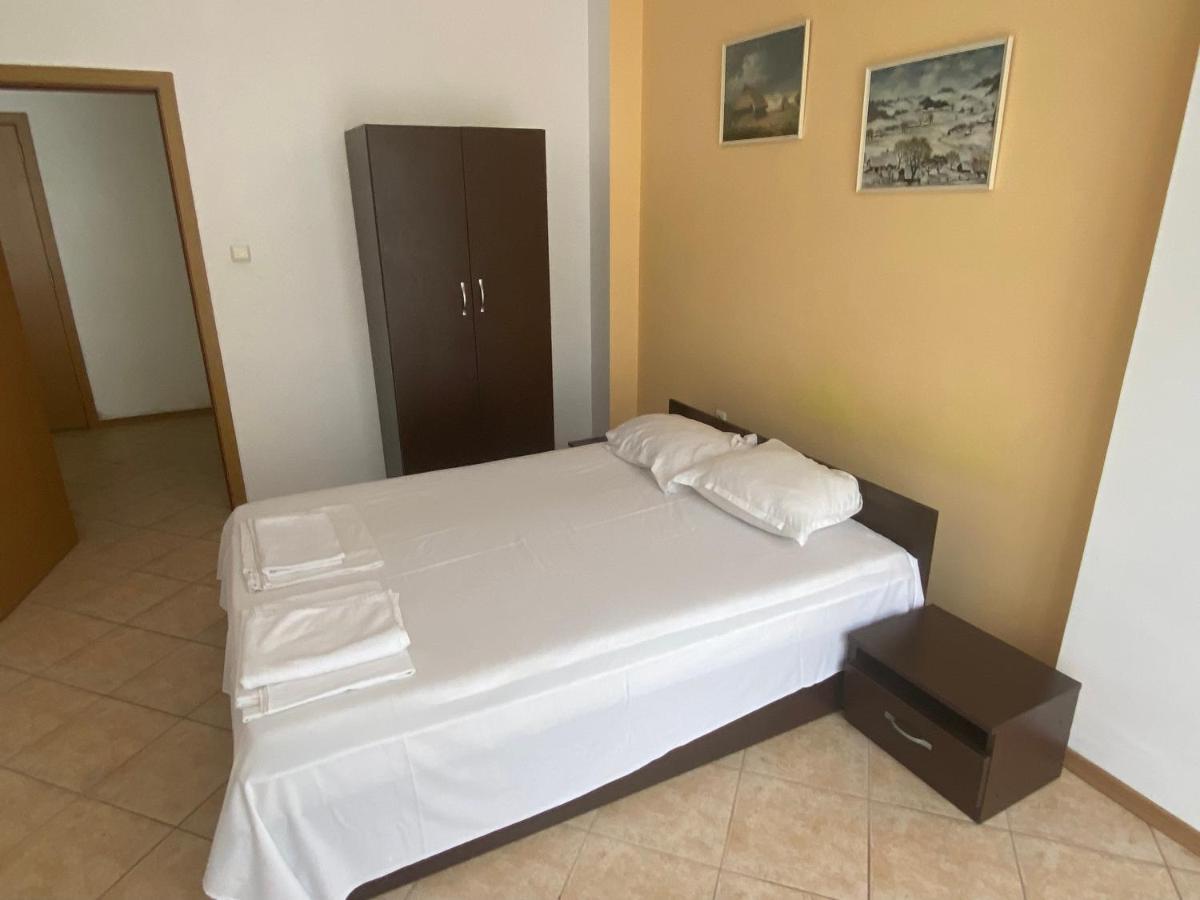 Holiday Apartments Grand Kamelia Napospart Kültér fotó