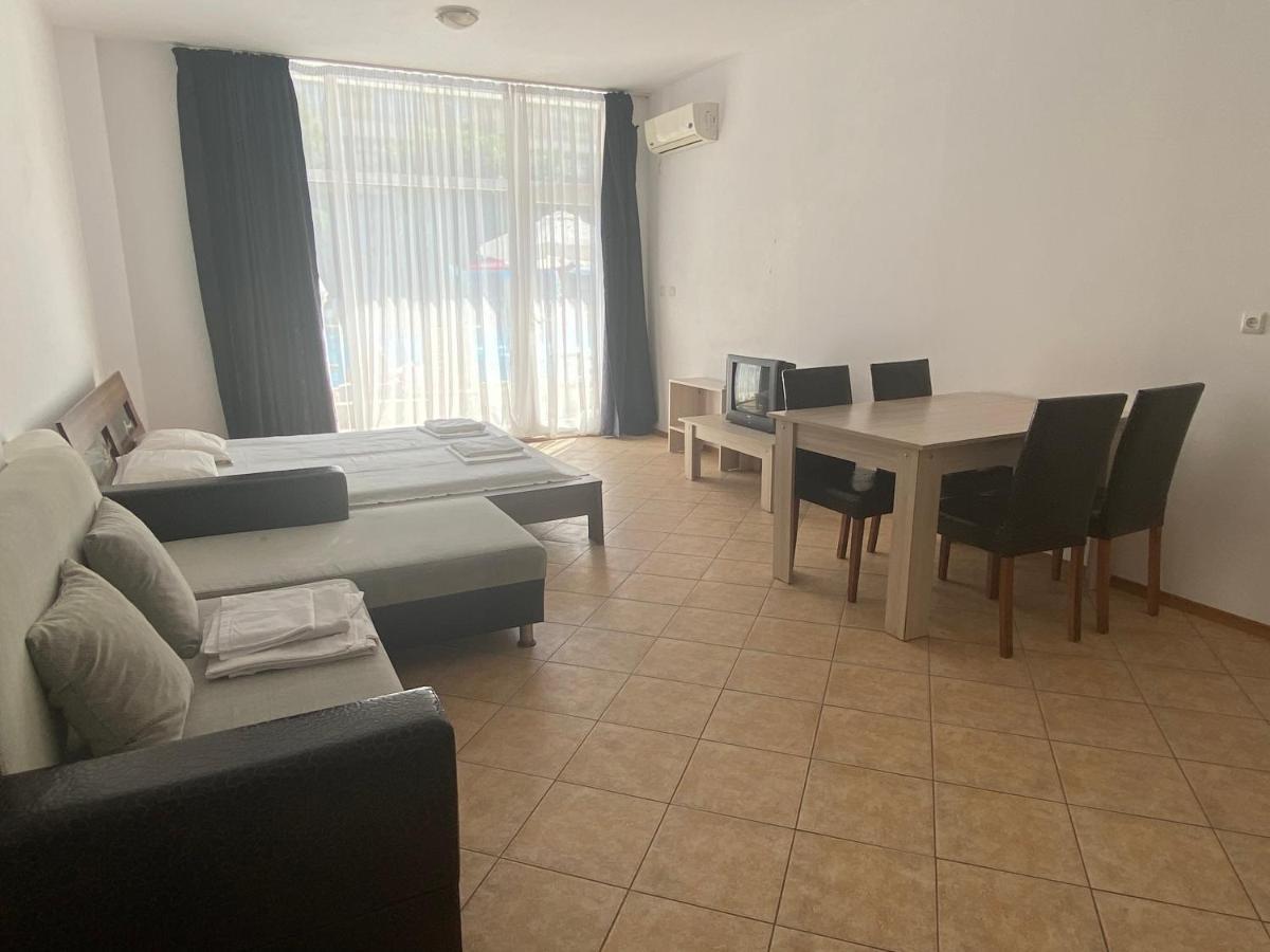 Holiday Apartments Grand Kamelia Napospart Kültér fotó